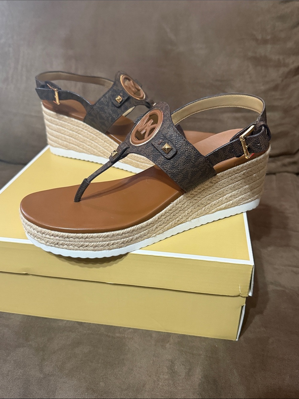 Michael Kors Women’s Aubrey Cut Out Wedge  Logo Thong Platform Sandals